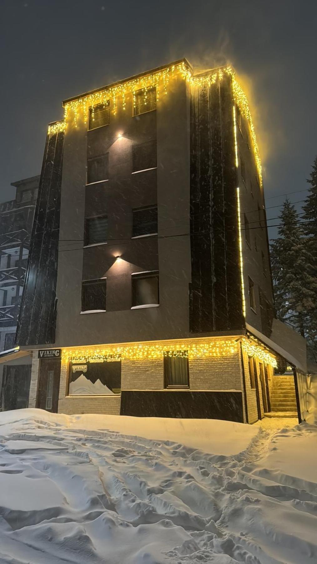 Wolf Apartments 亚霍里纳 外观 照片